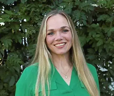 Cecily Gordon Shirley
